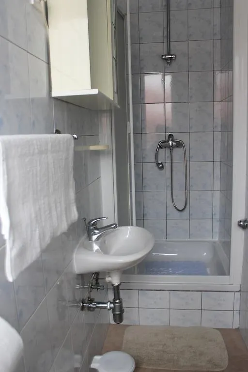 Apartment & Room'S Anni
