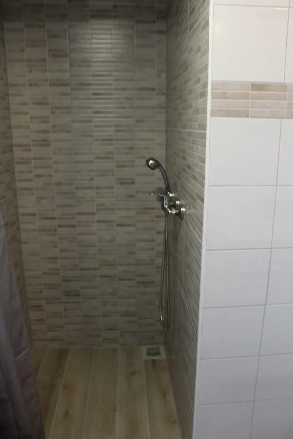 Guest house Apartment & Room'S Anni