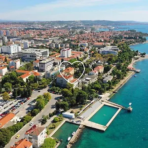 Vendégház & Kolovare 3,, Zára